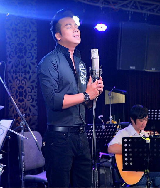 Lưu Thiên Ân, Hồng Phượng, Sao việt
