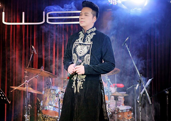 Lưu Thiên Ân, Hồng Phượng, Sao việt
