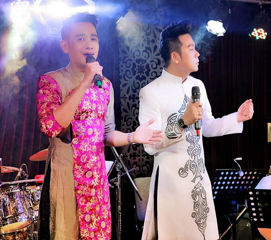 Lưu Thiên Ân, Hồng Phượng, Sao việt