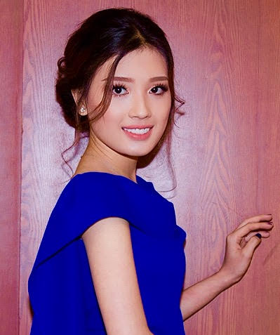 Sammy Dung, Hotgirl Sammy Dung, Bầu Hòa