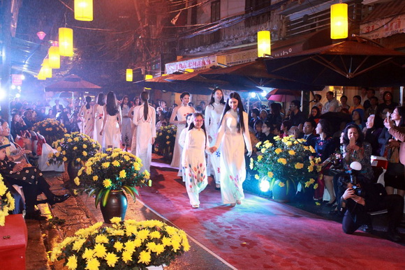 Sắc ‘16, Nghệ thuật truyền thống và đương đại, trung tâm Thonart