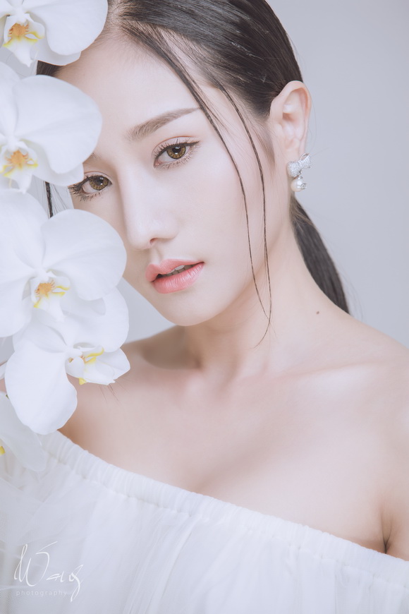 Sara Nguyễn, Sao việt, NTK Sara Nguyễn