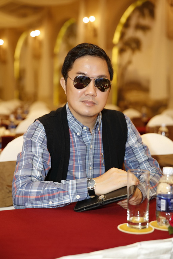 Bầu Hòa, doanh nhân Huỳnh Hoa, Sao Việt, Cao Thùy Linh
