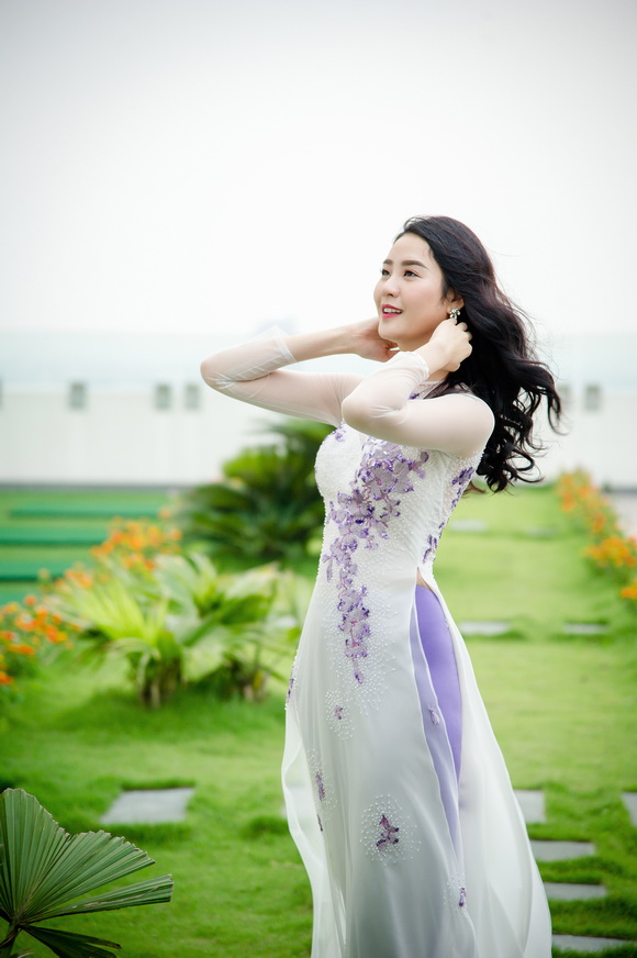 Siêu mẫu phan hà phương,chân dài phan hà phương,siêu mẫu quốc tế phan hà phương