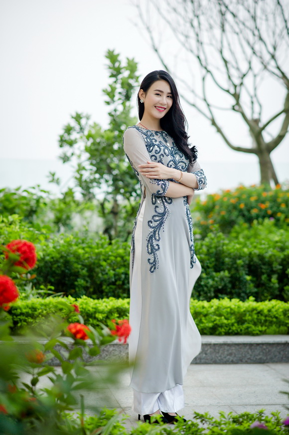 Siêu mẫu phan hà phương,chân dài phan hà phương,siêu mẫu quốc tế phan hà phương