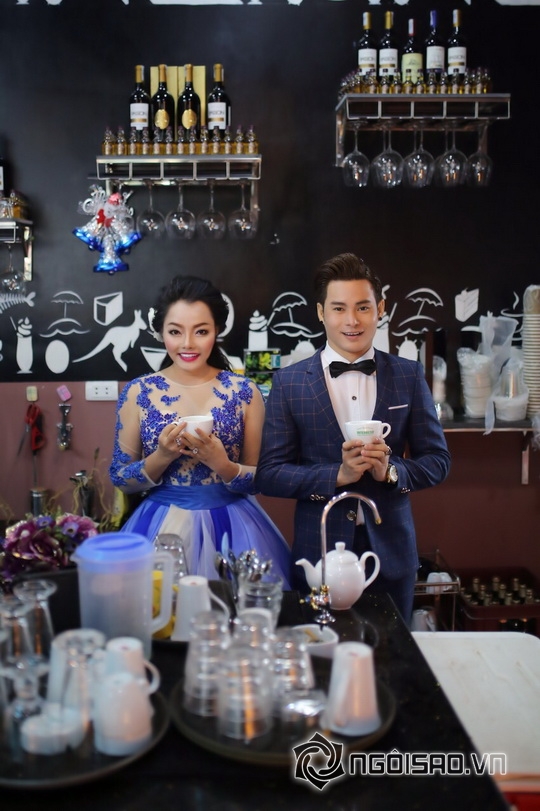 Khả Tú, Ca sĩ Khả Tú, Đám cưới Khả Tú, Sao Việt