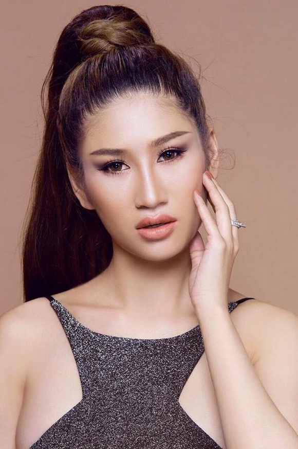 Quỳnh Thi, Người mẫu Quỳnh Thi, Sao Việt