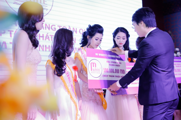 Mỹ phẩm M White, Mỹ phẩm thiên nhiên M White, Mỹ phẩm thiên nhiên