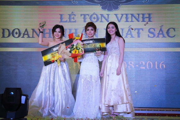 Cinderella beauty, Lễ tôn vinh doanh nhân xuất sắc 2016, Doanh nhân xuất sắc