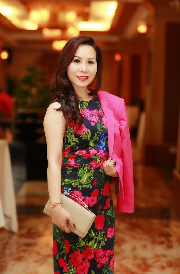 Nữ hoàng Kim Chi, Nữ hoàng doanh nhân Kim Chi, Sao Việt