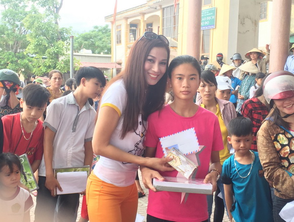 Hoa hậu Nina Nhung Đào, Nina Nhung Đào, Sao Việt