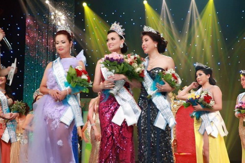 Lisa Trịnh, Á hậu phu nhân Lisa Trịnh, Sao Việt