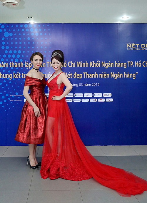 Mrs Vietnam Ao dai in USA, Hoa hậu Vivian Văn, Vivian Văn, Sao Việt