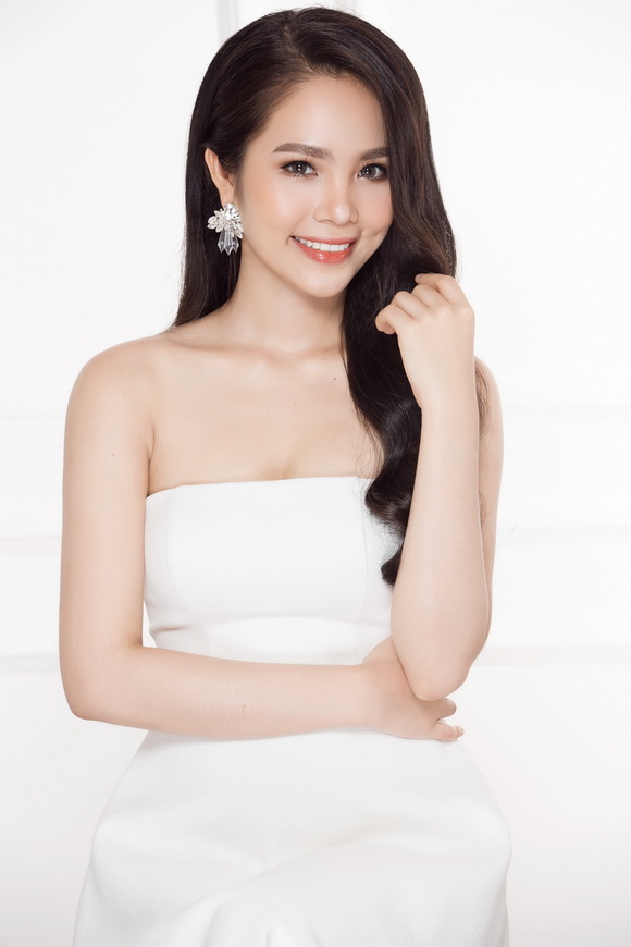 Dương Kim Ánh, Hoa hậu Dương Kim Ánh, Sao Việt