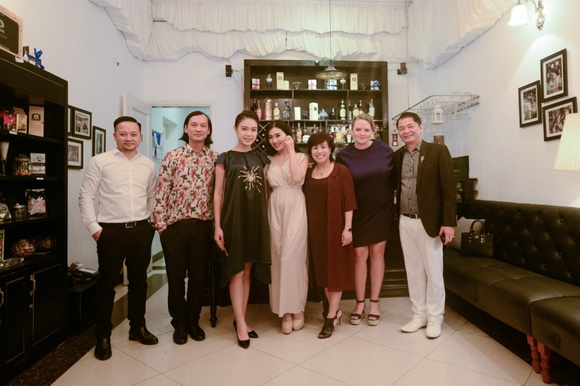 Nhà hàng Svila, Nhiếp ảnh gia Tô Thanh Tân,