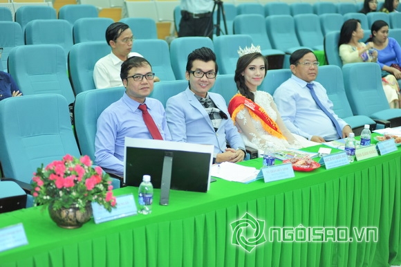 Á vương Ký Quốc Đạt, Ký Quốc Đạt, Hoa khôi đại học Nam Cần Thơ