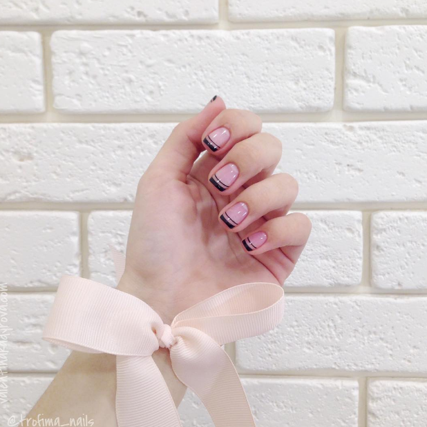 15 Mẫu nail móng ngắn đẹp và đơn giản cho nàng tham khảo  Phong cách