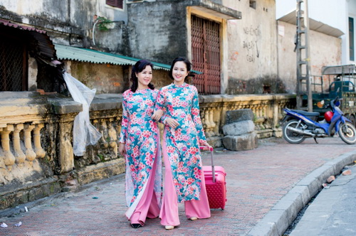 BST áo dài Xuân ngọt ngào, NTK Châu Ny, BST áo dài