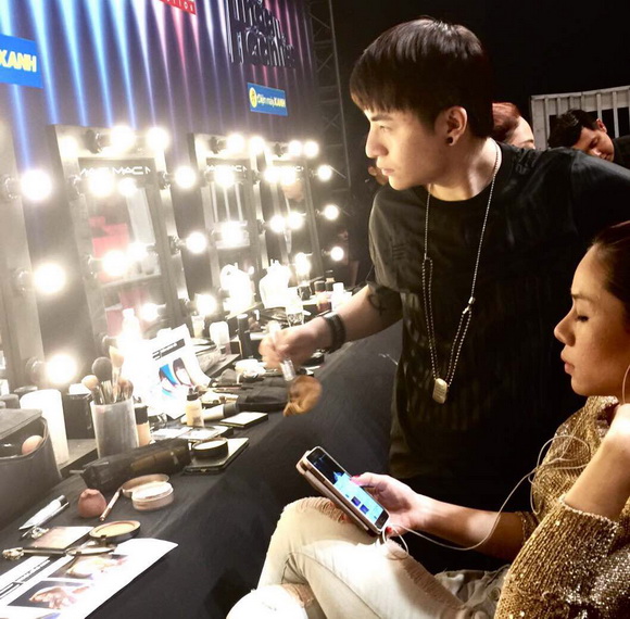 Võ Hoàng Yến, Fashion Asia Award, Ngô Đức Hiển
