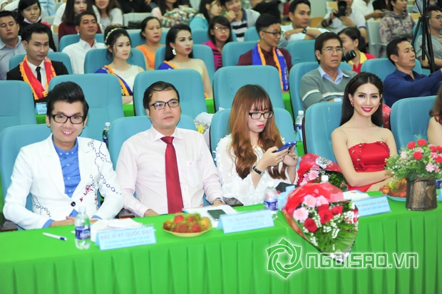 Á vương Ký Quốc Đạt, Ký Quốc Đạt, Sao Việt