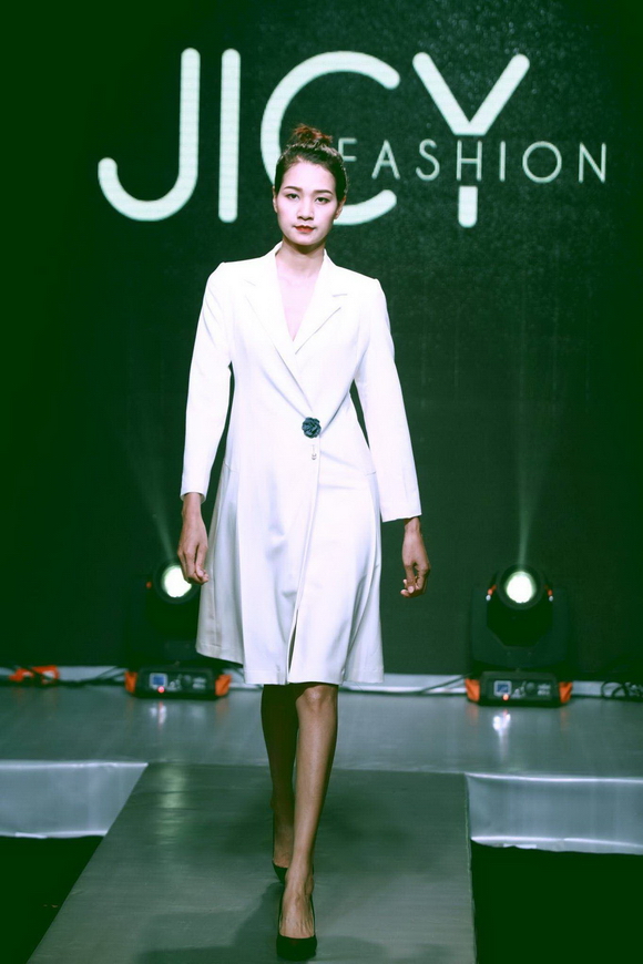 JICY Fahion, Thời trang JICY Fahion, BST The Women, đạo diễn Nguyễn Liên