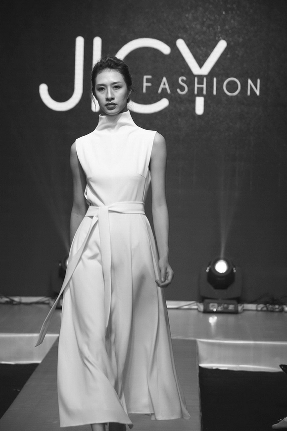 JICY Fahion, Thời trang JICY Fahion, BST The Women, đạo diễn Nguyễn Liên