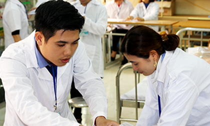 Trường Cao đẳng Y Dược Pasteur, Lấy vợ ngành y, Cao đẳng Y dược