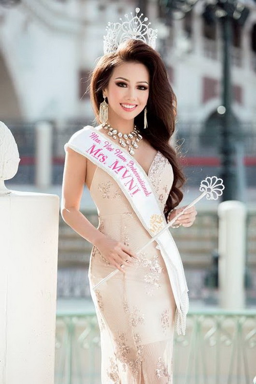Hoa hậu Phu nhân người Việt quốc tế 2017, Victoria Lí Hạnh, Sao Việt