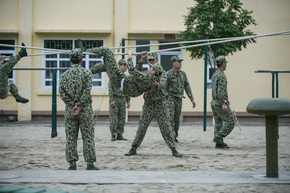 Sao nhập ngũ,tập 2 sao nhập ngũ,ca sĩ quốc thiên