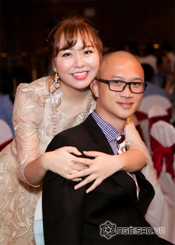 Pierre Flores, Võ sư Pierre Flores, Bảo vệ Long Hoàng