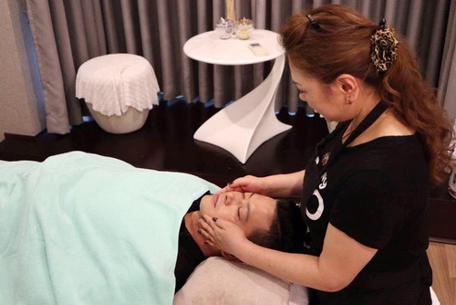 làm đẹp theo công nghệ của Nhật Bản, NA’S Spa, Nghệ nhân Nhật Bản Tajima Midori