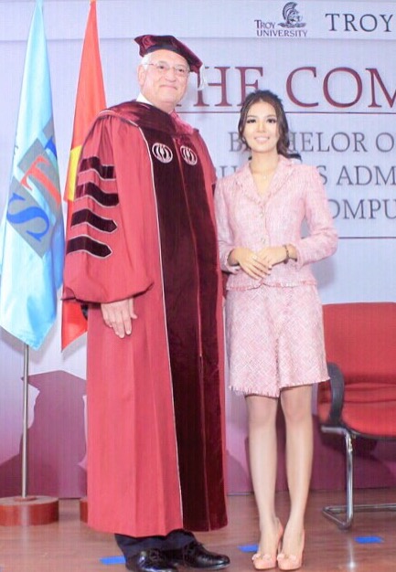 Trương Mi Ngọc, Diễn viên Trương Mi Ngọc, Đại sứ đại học Troy Hoa Kỳ, Sao Việt