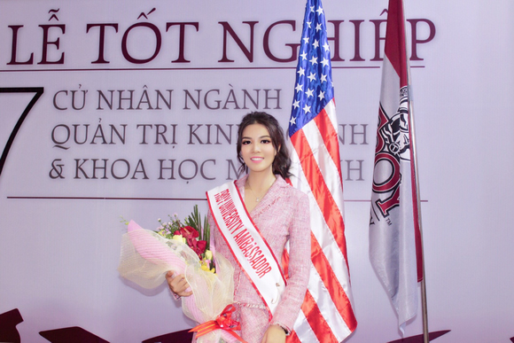 Trương Mi Ngọc, Diễn viên Trương Mi Ngọc, Đại sứ đại học Troy Hoa Kỳ, Sao Việt
