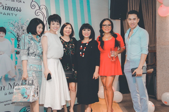 Hồ Kim, mỹ phẩm cao cấp Sarah-K, sao việt