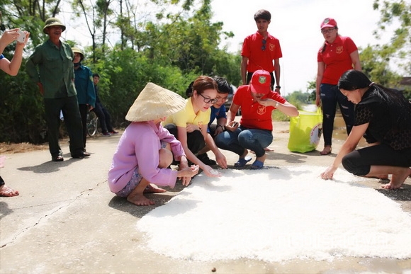 Hoa hậu Bùi Thị Hà, Bùi Thị Hà, Sao Việt