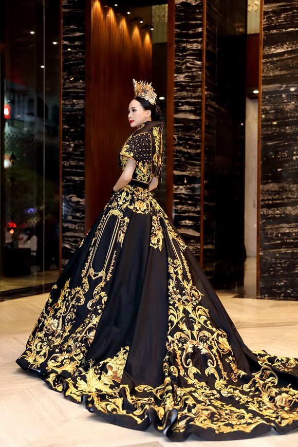 Á hậu Doanh nhân Hoàn vũ Việt Nam 2017, á hậu Ngọc Quỳnh, sao việt