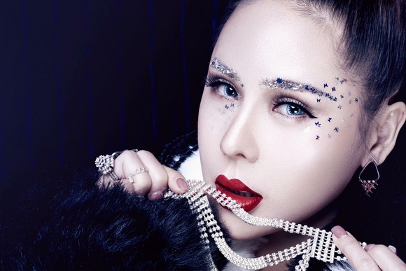 Chuyên gia trang điểm Tina Lê,phù thủy makeup tina lê,tina lê makeup