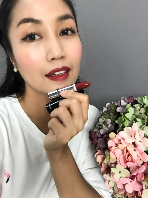 Ốc Thanh Vân, Studio makeup, Son Rich Hydration Lipstick