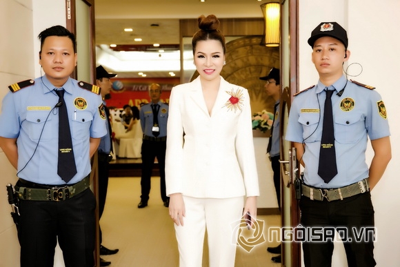 Bùi Thị Hà, sao việt, Tập đoàn bảo vệ Long Hoàng