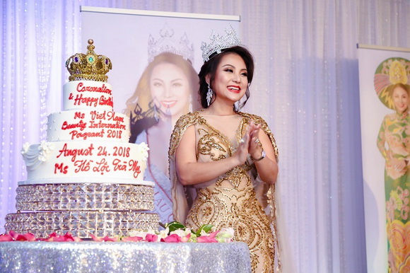 Hoa hậu Hồ Lộc Trà My, sao việt