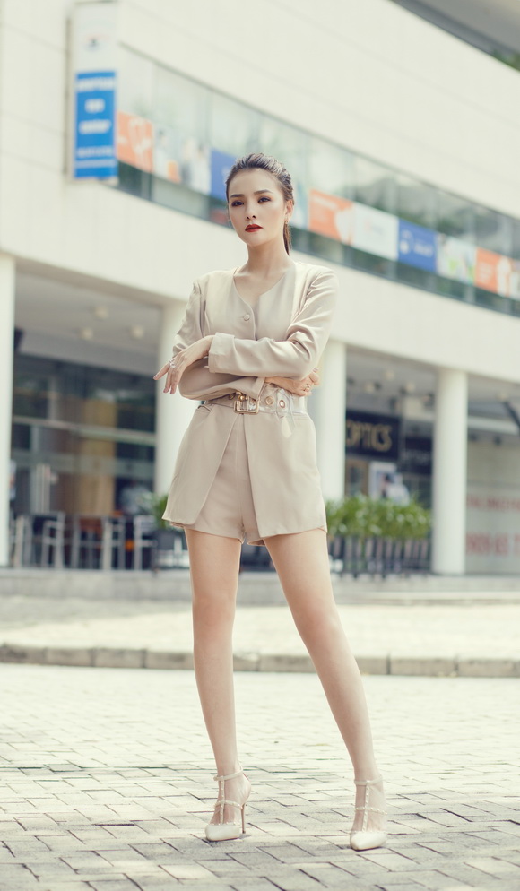 Vi Nhạn Ngọc, sao việt
