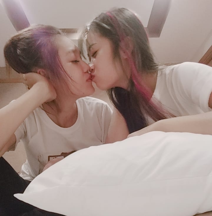Đồng tính nữ,cặp đồng tình nữ có con,lgbt