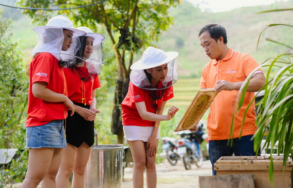 trải nghiệm hành trình di sản tại Yên Bái, Á hậu Nguyễn Liên Phương, Sao Việt