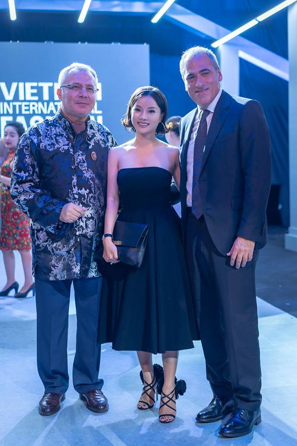 Vietnam International Fashion Week 2018, NTK Thùy Victory, Tuần lễ Thời trang Quốc tế Việt Nam