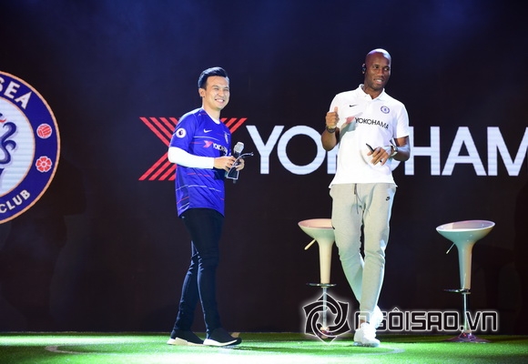 Didier Drogba, MC Thiên Vũ, Sao việt
