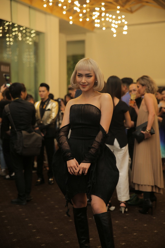 Châu Bùi, Jolie Nguyễn, Elle Fashion Journey, aquafina, aquafina x Công Trí