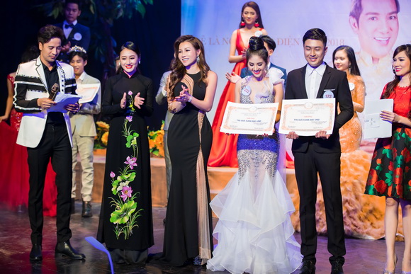 Hoa hậu Moon Dương, sao việt