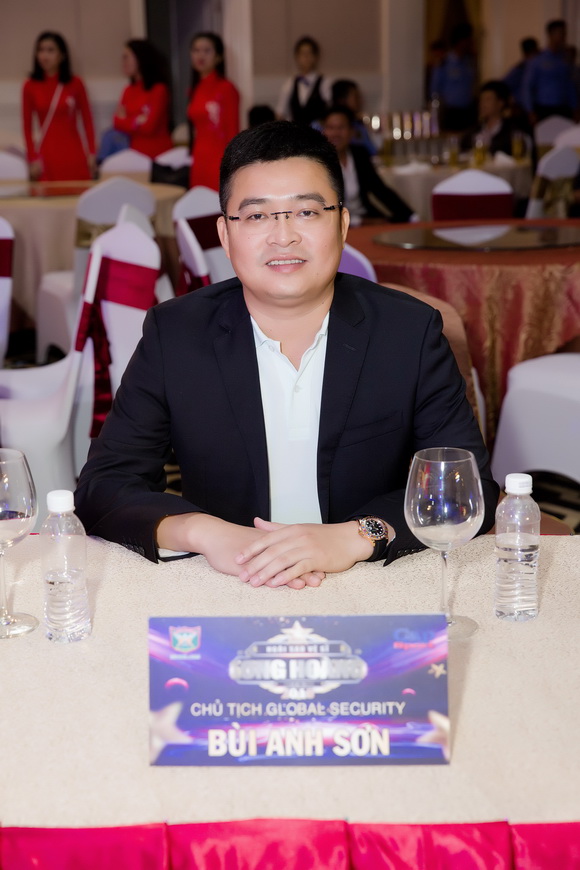 CEO Bùi Anh Sơn, Lý Nhã Kỳ, Trương Ngọc Ánh
