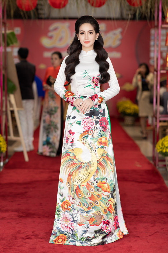 Á Hậu – Doanh Nhân Huyền Cò, Ngày hội tết doanh nhân 2019
