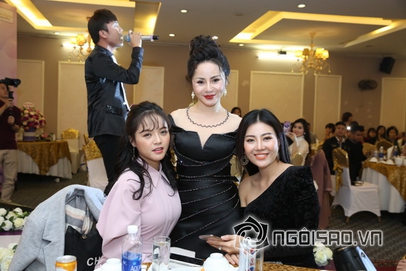 Doanh nhân Nga Nguyễn,Hãy cùng Saffron King tỏa sáng